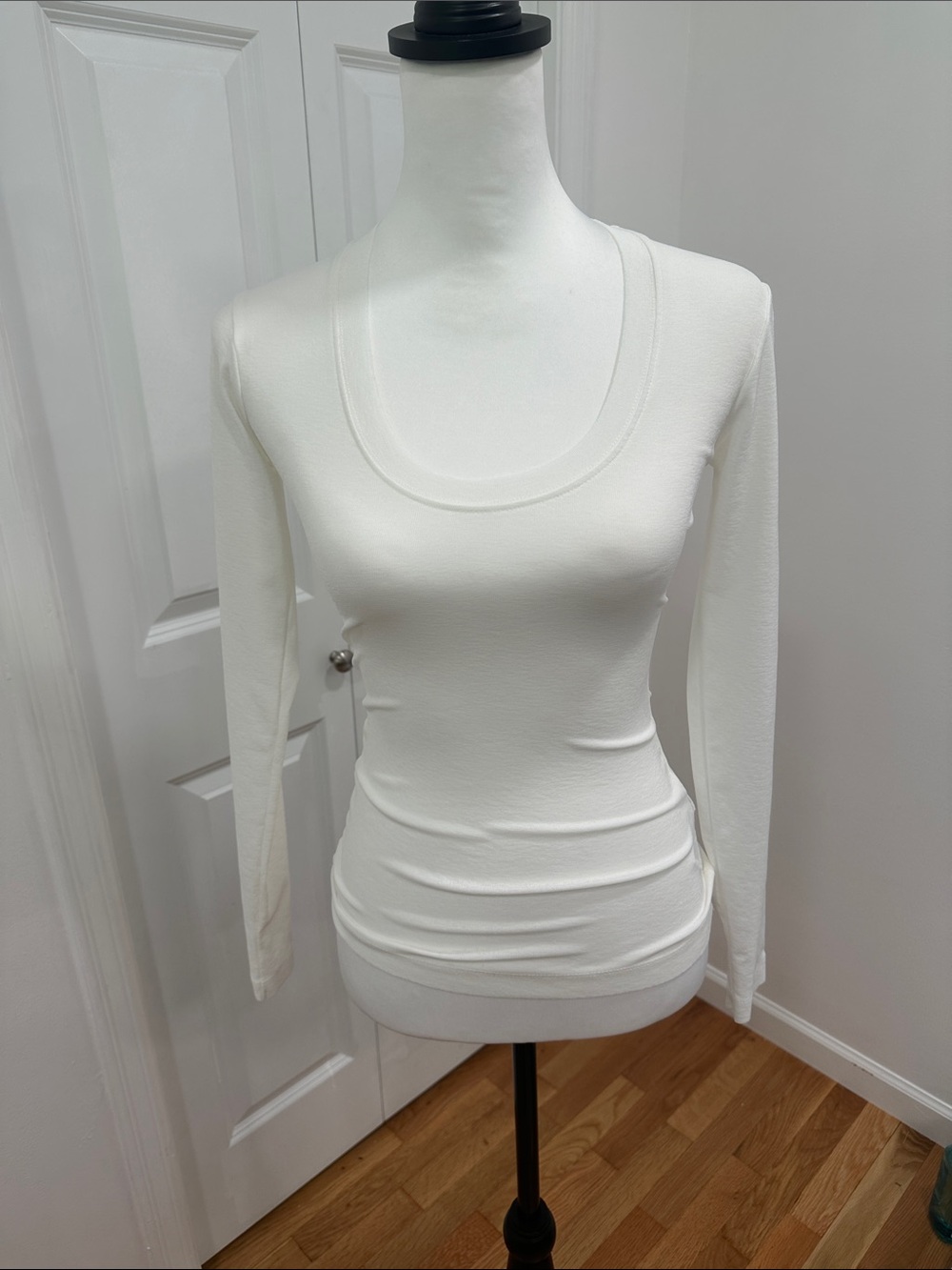 Zara Long Sleeve Scoop Neck T